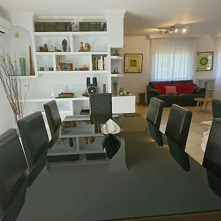 Chibuli Prázdninový dům